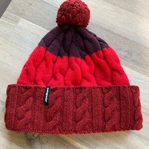 Patagonia Women’s Retro Wool  Beanie One Size Colors Deep Purple/ Burgundy/ Red